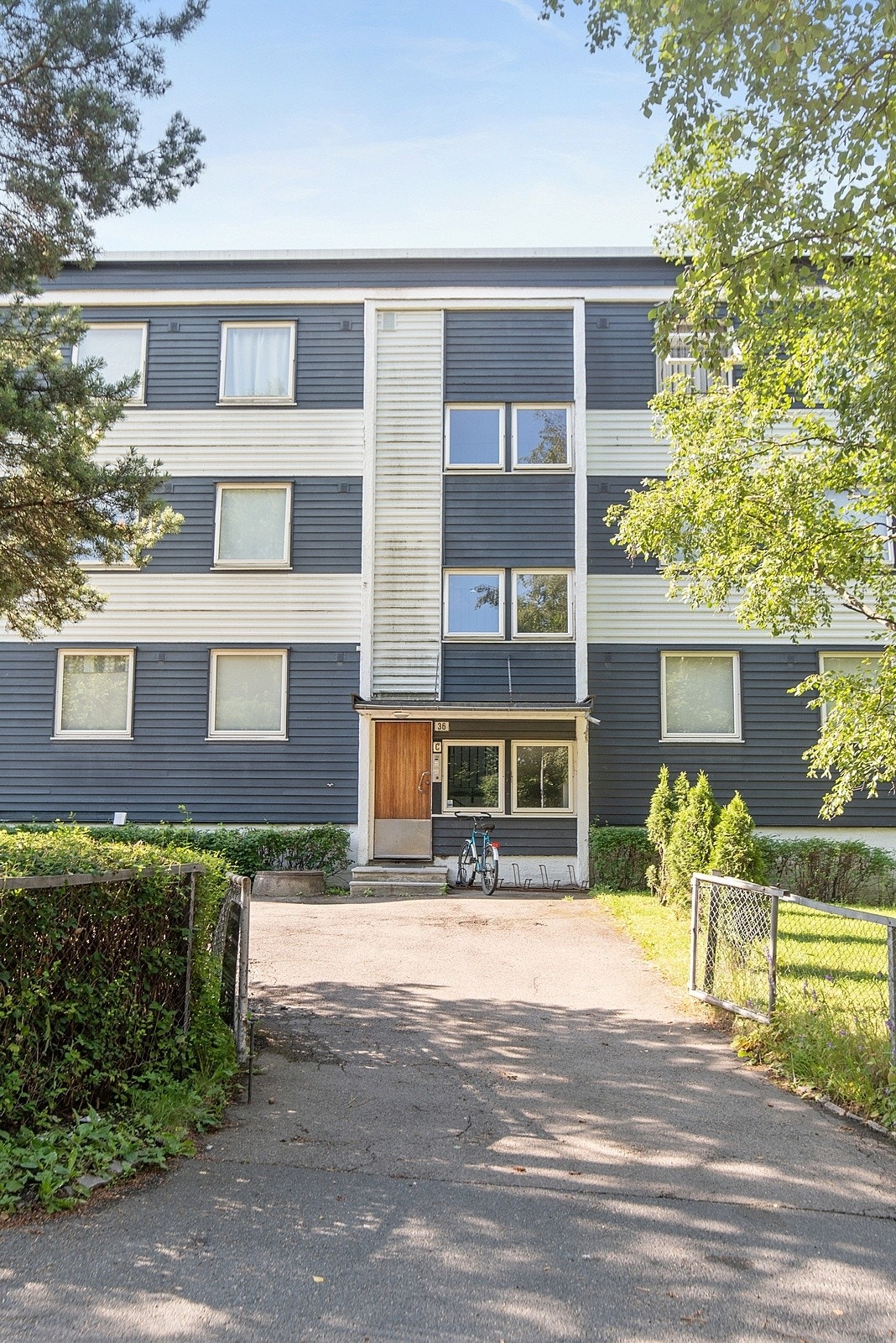 Fasade/inngang Galleribilde