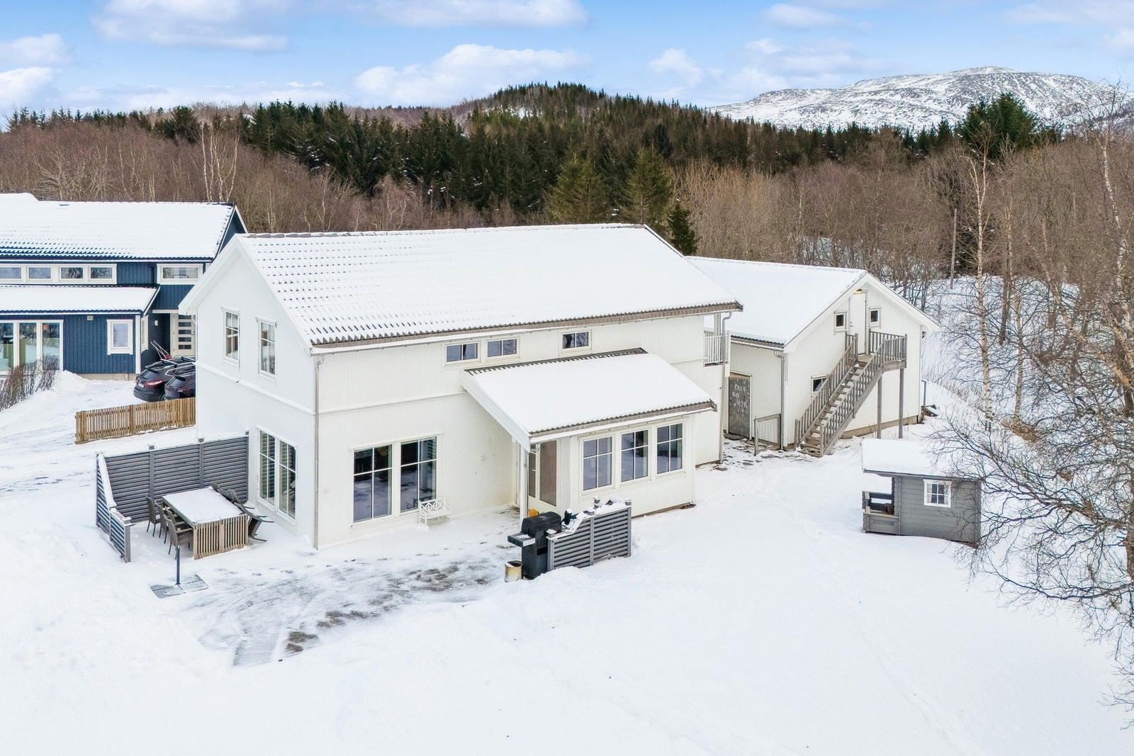 Velkommen til Kjerran 6 og denne meget innholdsrike eneboligen som ble oppført i 2012. FOTO: Effekt Galleribilde