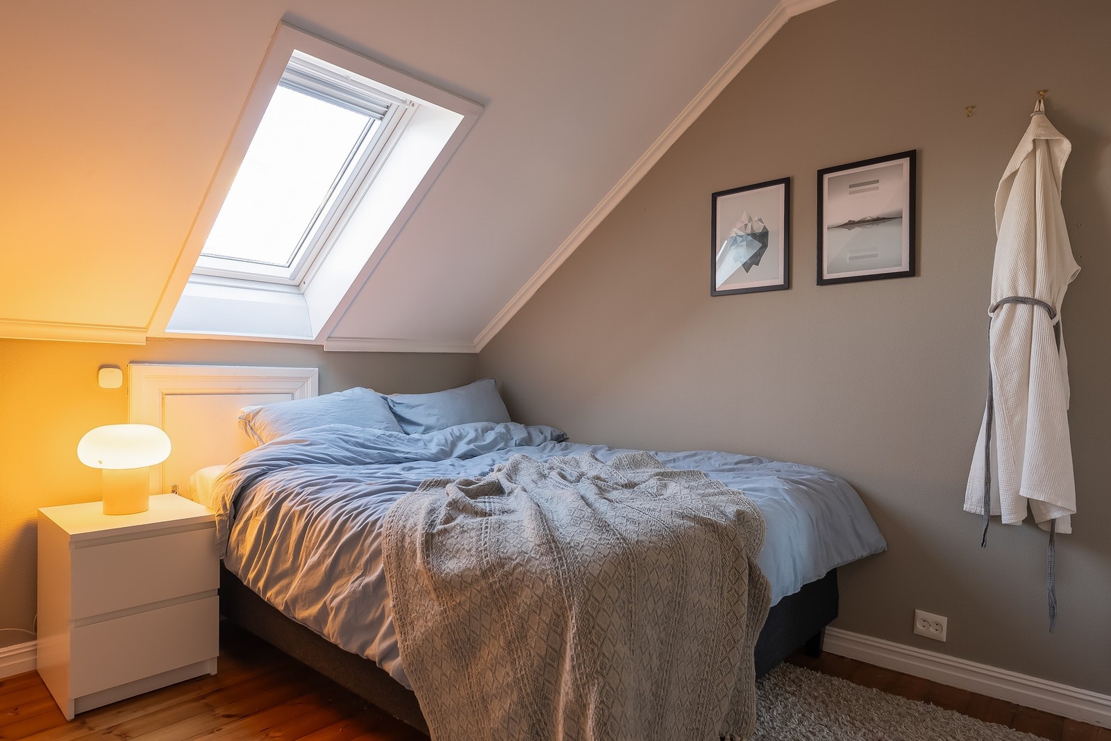 Soverom 2 måler ca. 7,5 kvm. Galleribilde