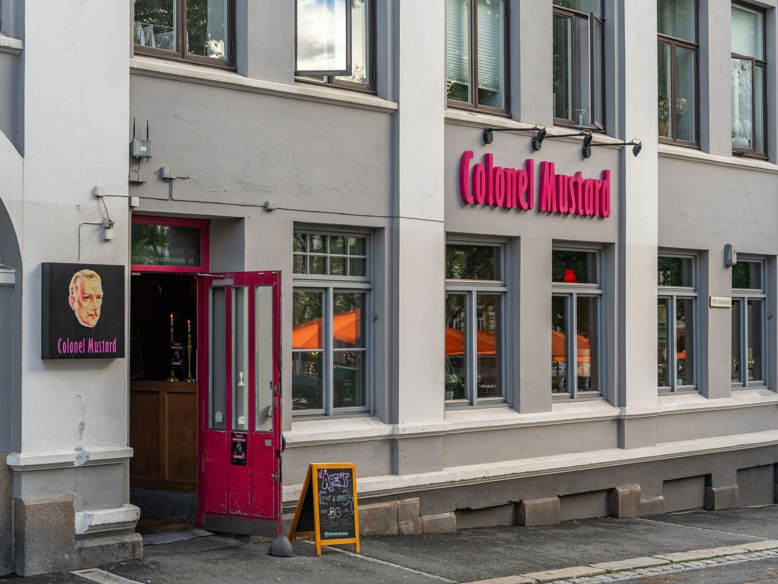 Populære Colonel Mustard ligger et steinkast unna. Galleribilde