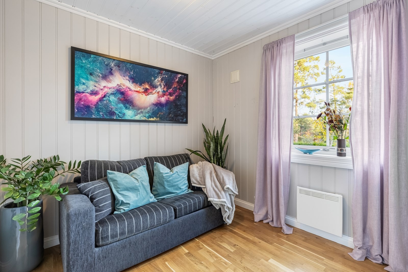 Soverom 1 og 2 passer perfekt som barenrom, gjesterom eller kontor Galleribilde