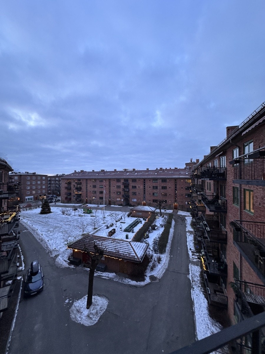 Utsikt fra kjøkken Galleribilde