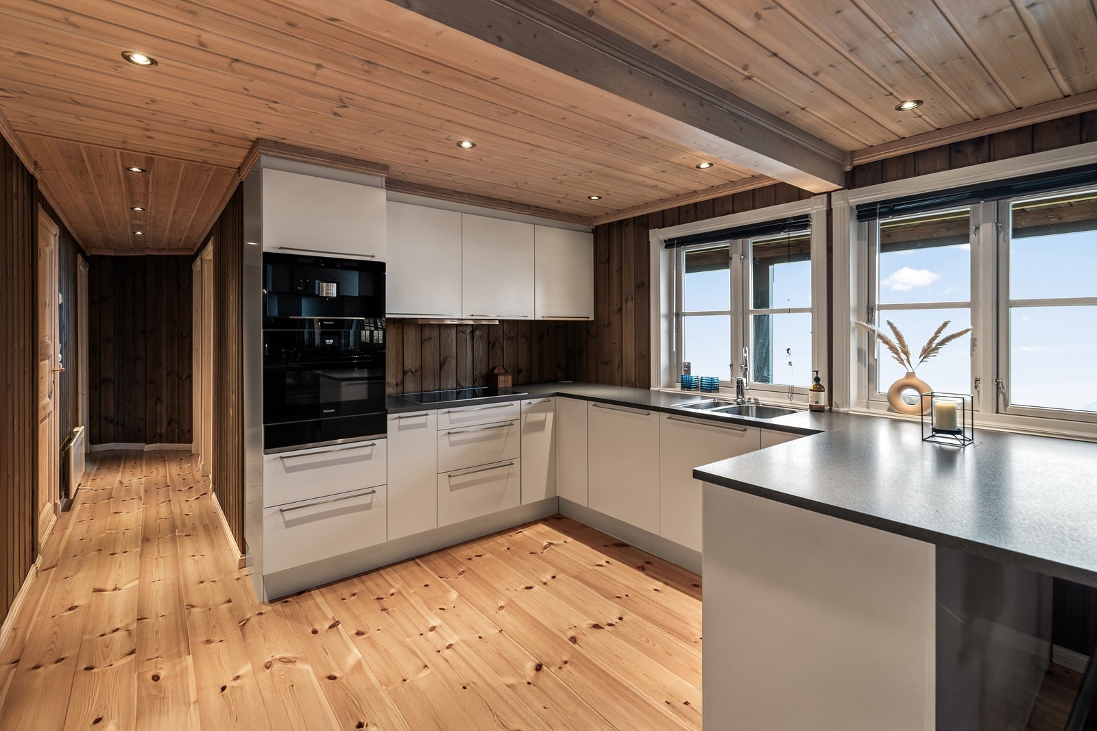 Integrerte hvitevarer medfølger handelen Galleribilde