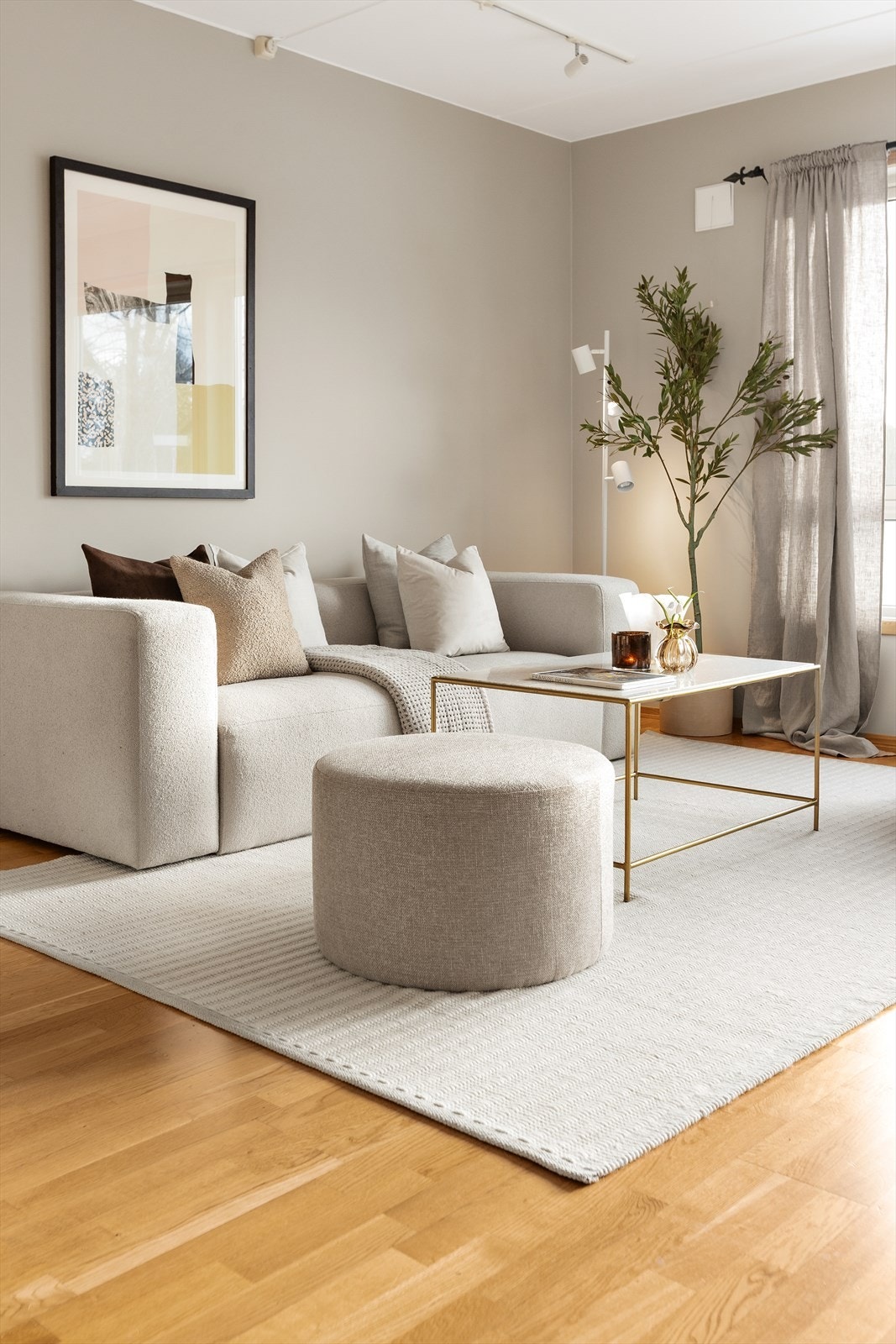 Rommets utforming gir flere soner for ulik bruk i hverdagen. Galleribilde