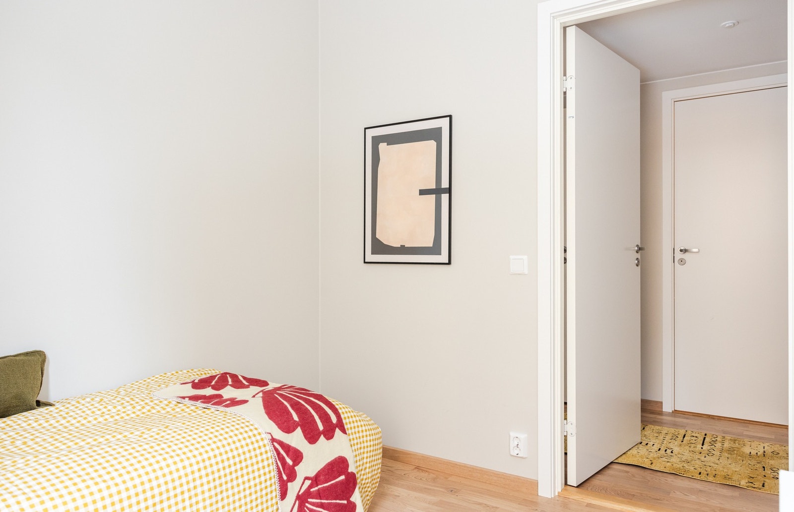 Adkomst til entré. Galleribilde