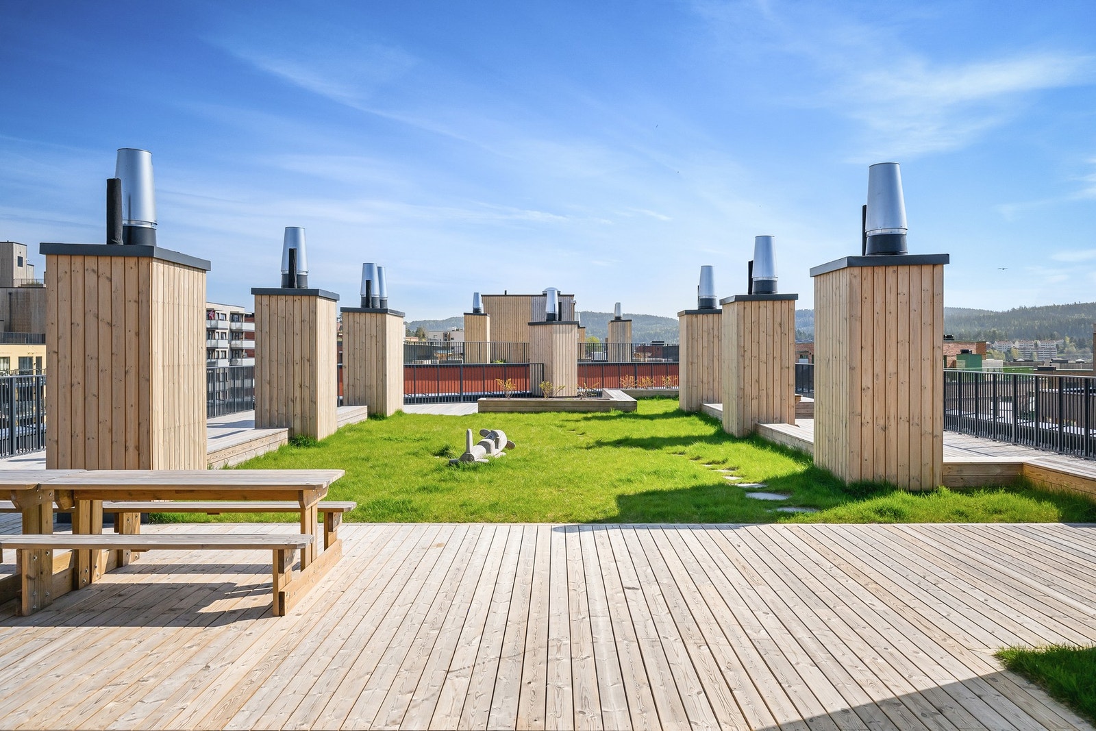Alle byggene i Lørenskog Hageby har flotte, solrike felles takterrasser. Galleribilde