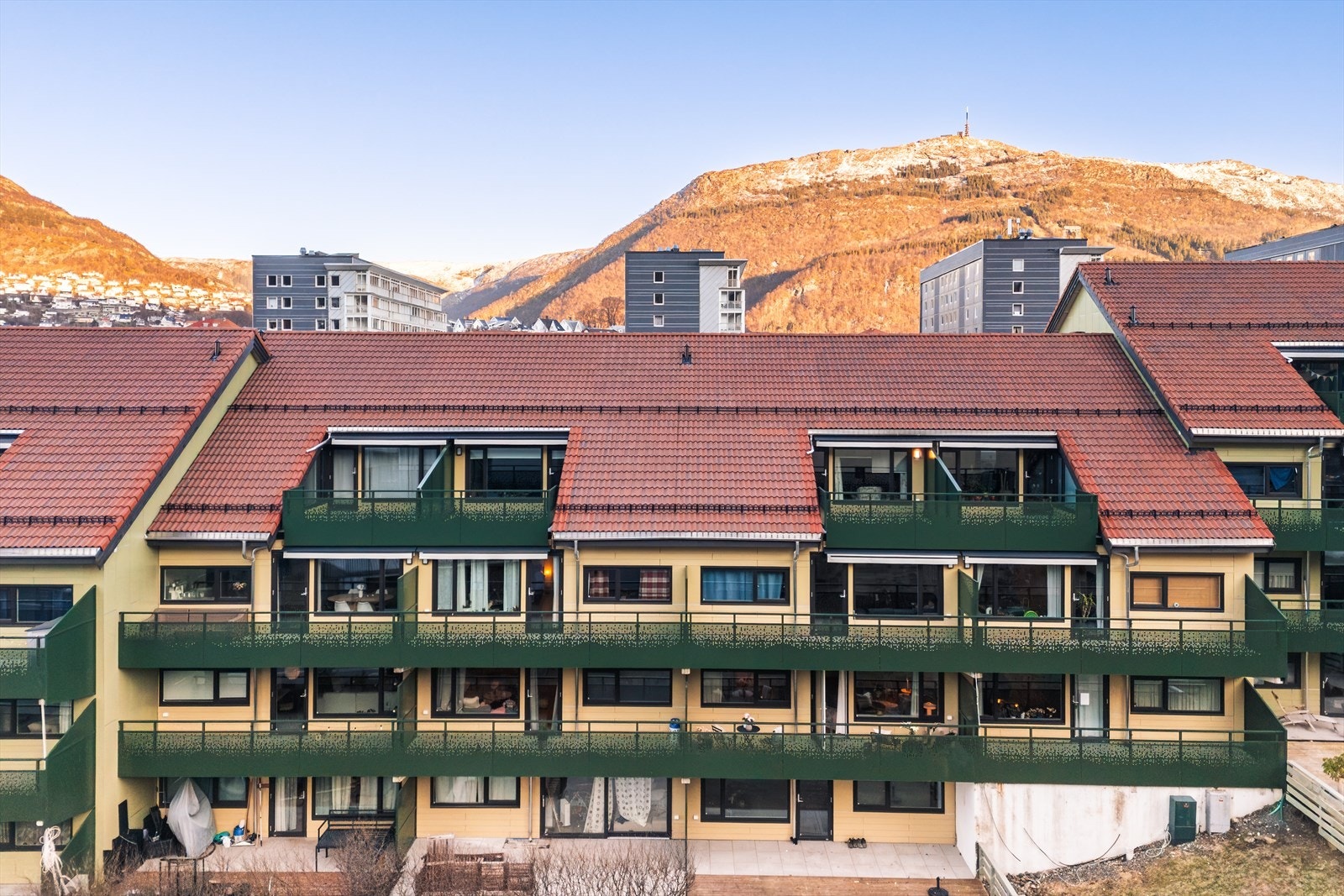 Flott oppgradert ny fasade. Galleribilde