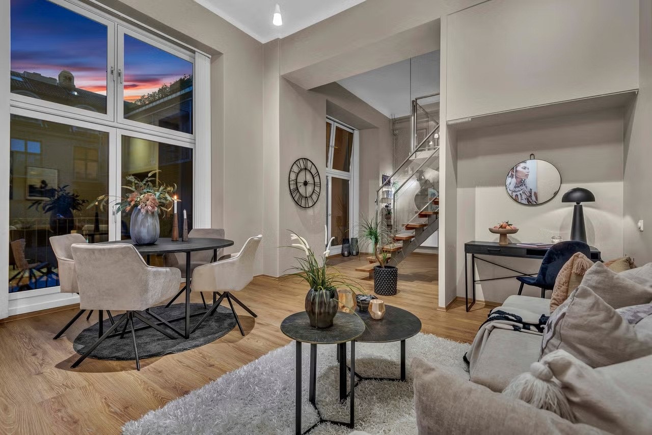 Stue med gode møbleringsmuligheter Galleribilde