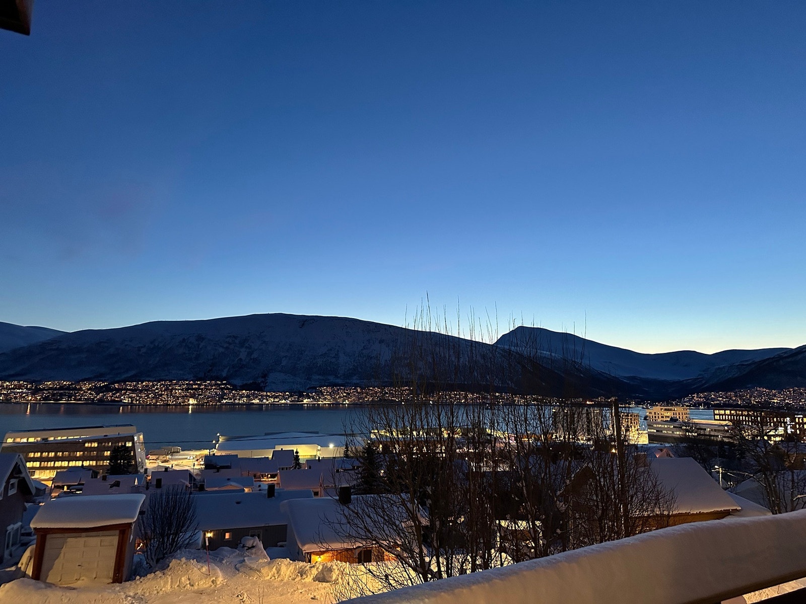 Utsikt kveldstid Galleribilde