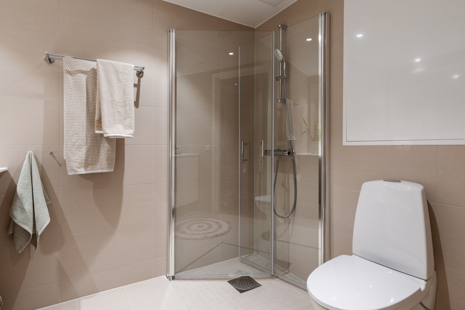 Leilighetene byr på høy standard og det er 5 års nybygg-garanti. Galleribilde