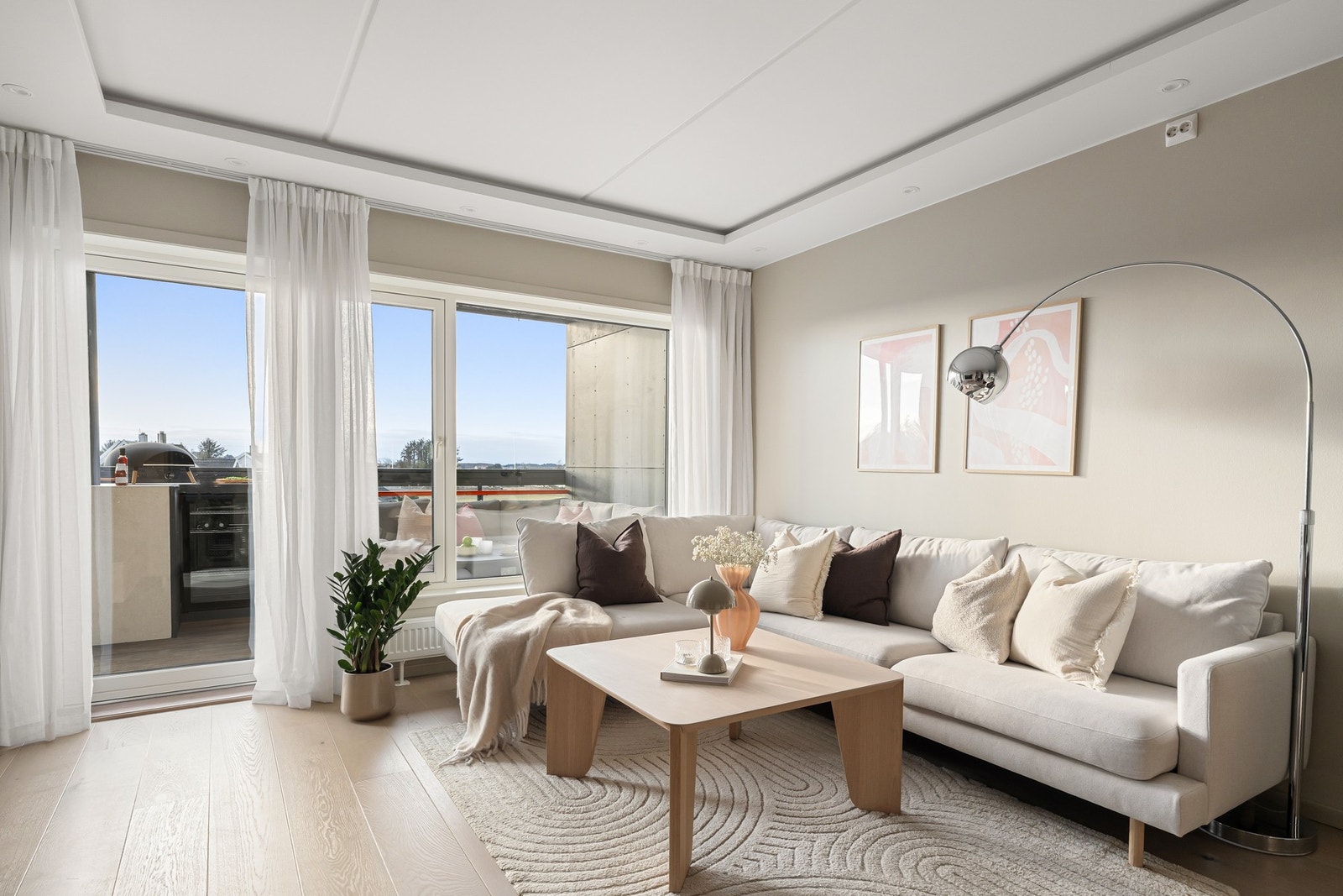 Ny parkett fra 2021 bidrar til et helhetlig og oppgradert uttrykk. Galleribilde