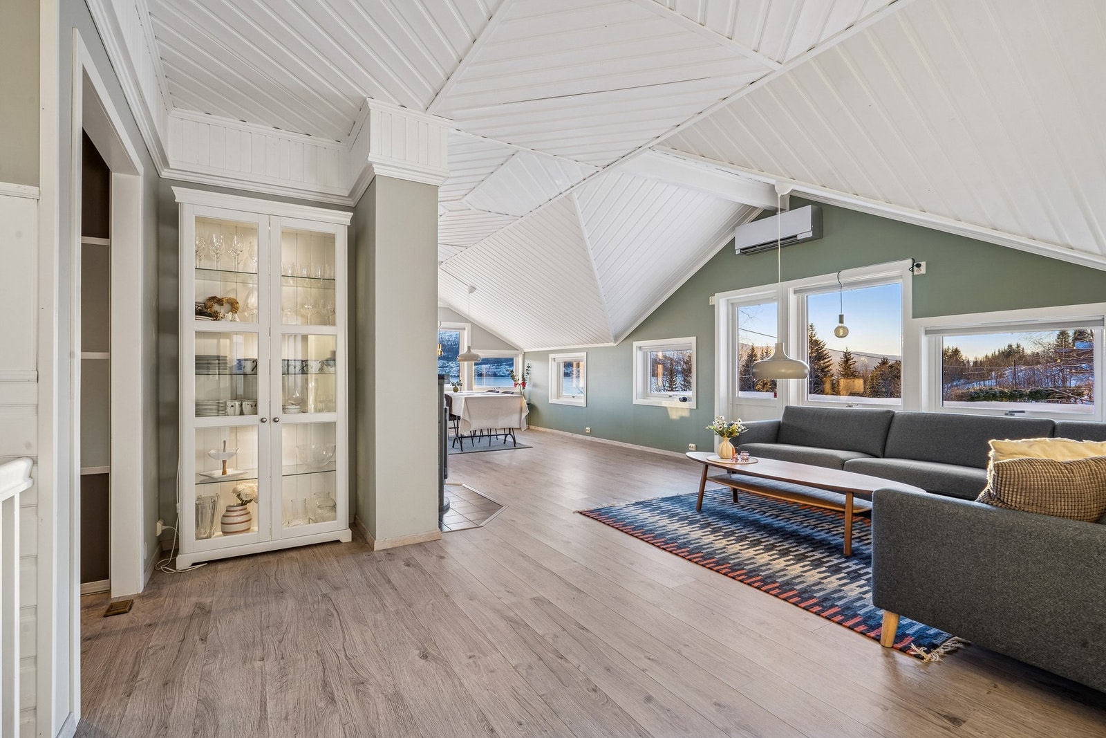 I tillegg er her Mitsubishi varmepumpe fra 2017. Galleribilde