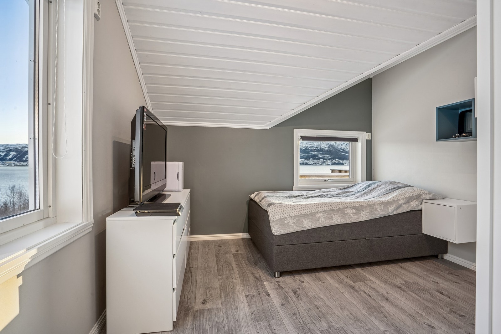 3 av rommene ligger samlet i egen fløy. Galleribilde