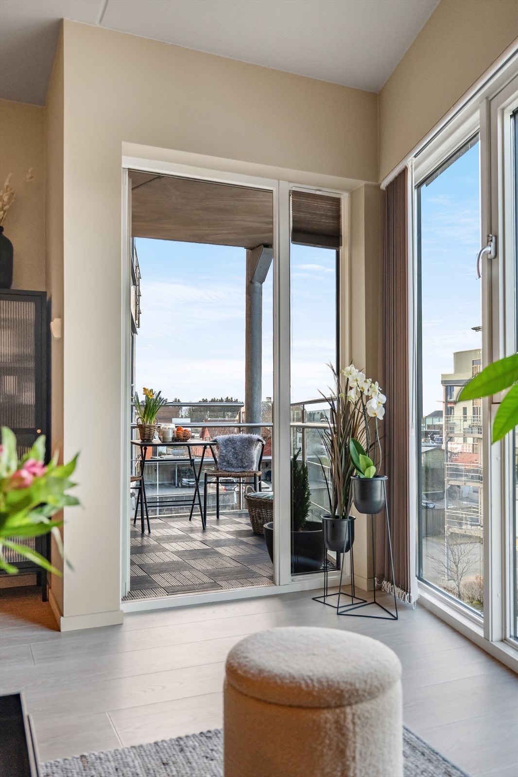 Stuen har utgang til balkong Galleribilde