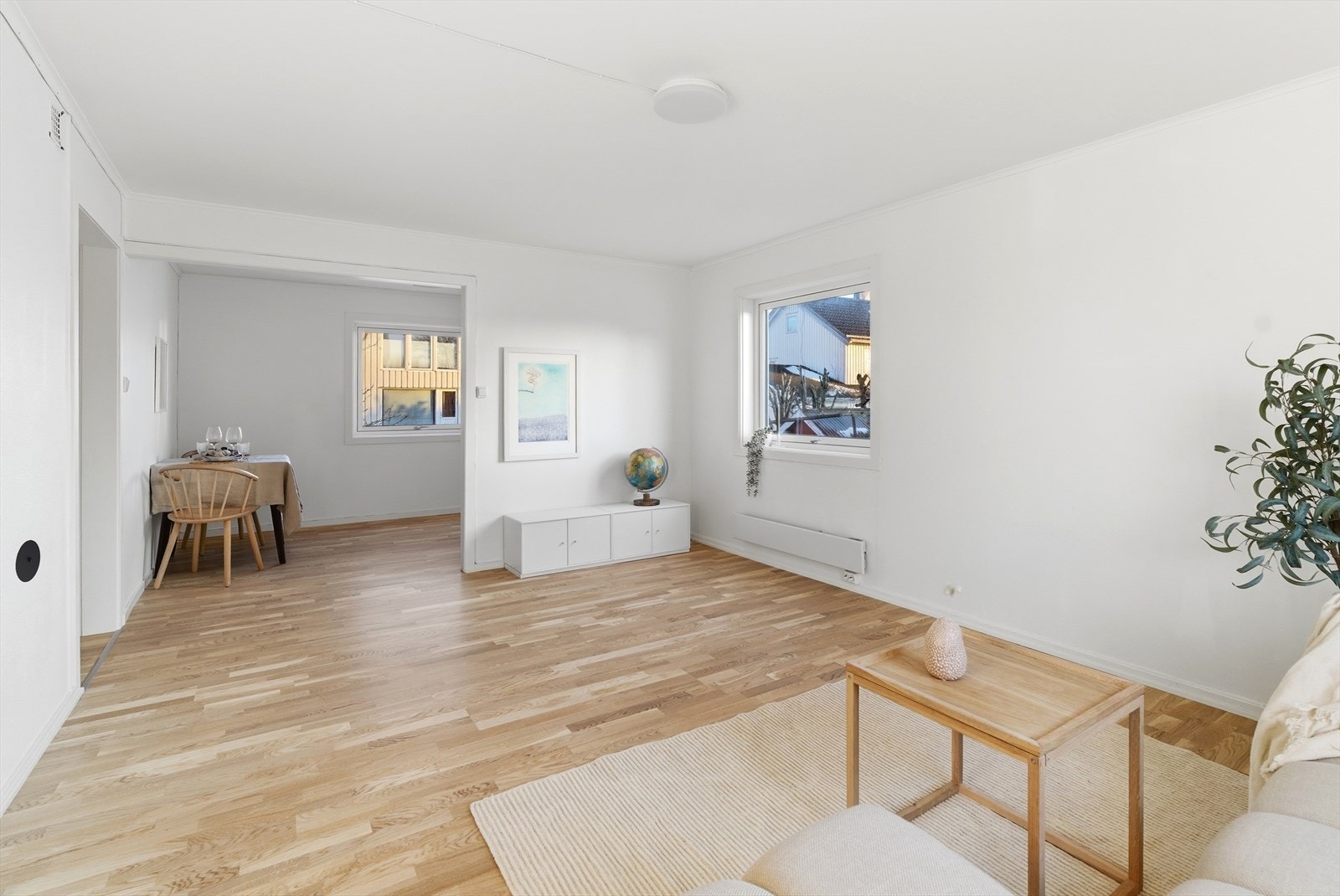 Gulv og vegger er oppgradert og malt i 2026 Galleribilde