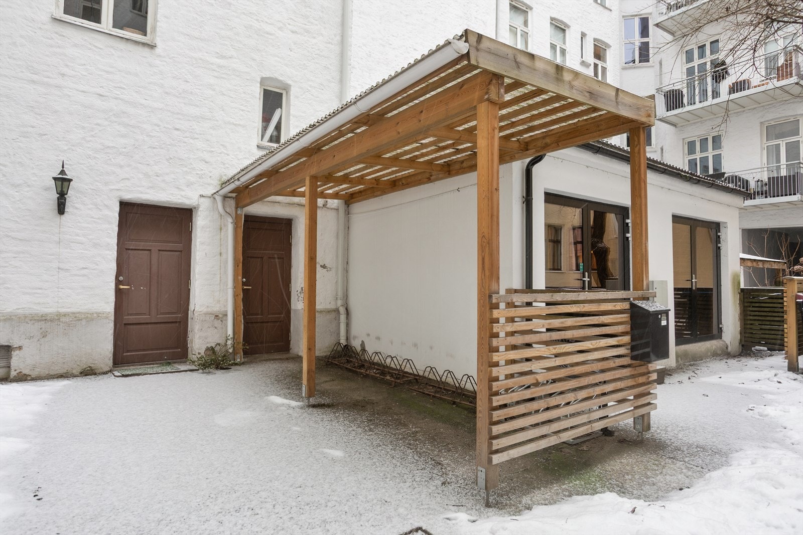 Praktisk sykkelparkering tilgjengelig like utenfor. Galleribilde