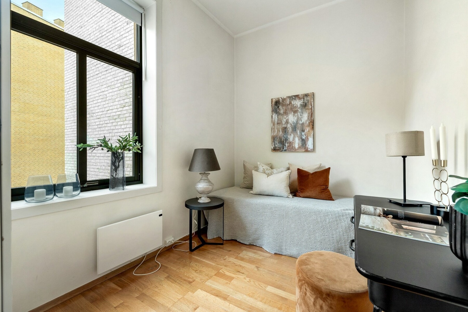 Soverom 2( ikke godkjent for varig opphold i henhold til godkjente byggetegninger) Galleribilde