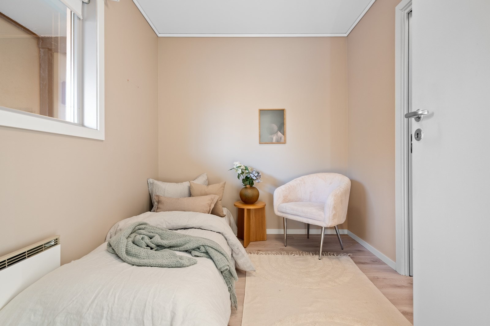 Soverom 2 egner seg godt som gjesterom, kontor eller garderobe. Galleribilde