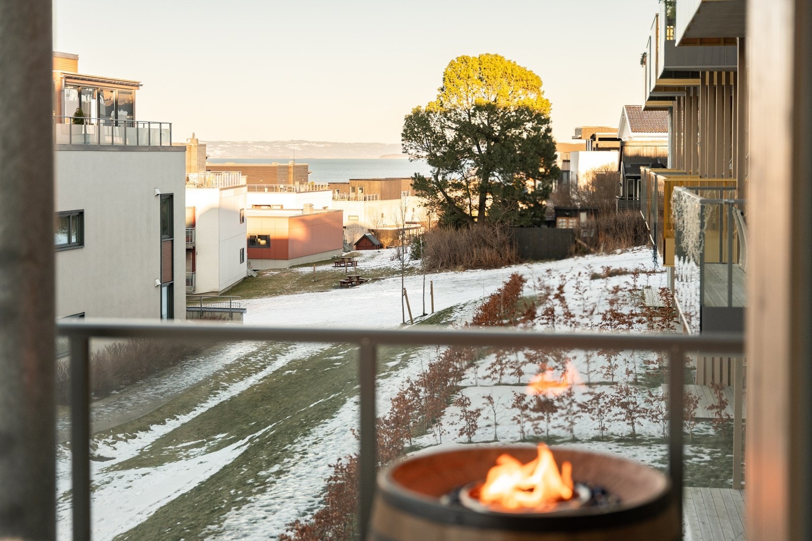 Fra leiligheten har du utsikt mot Trondheimsfjorden. Galleribilde