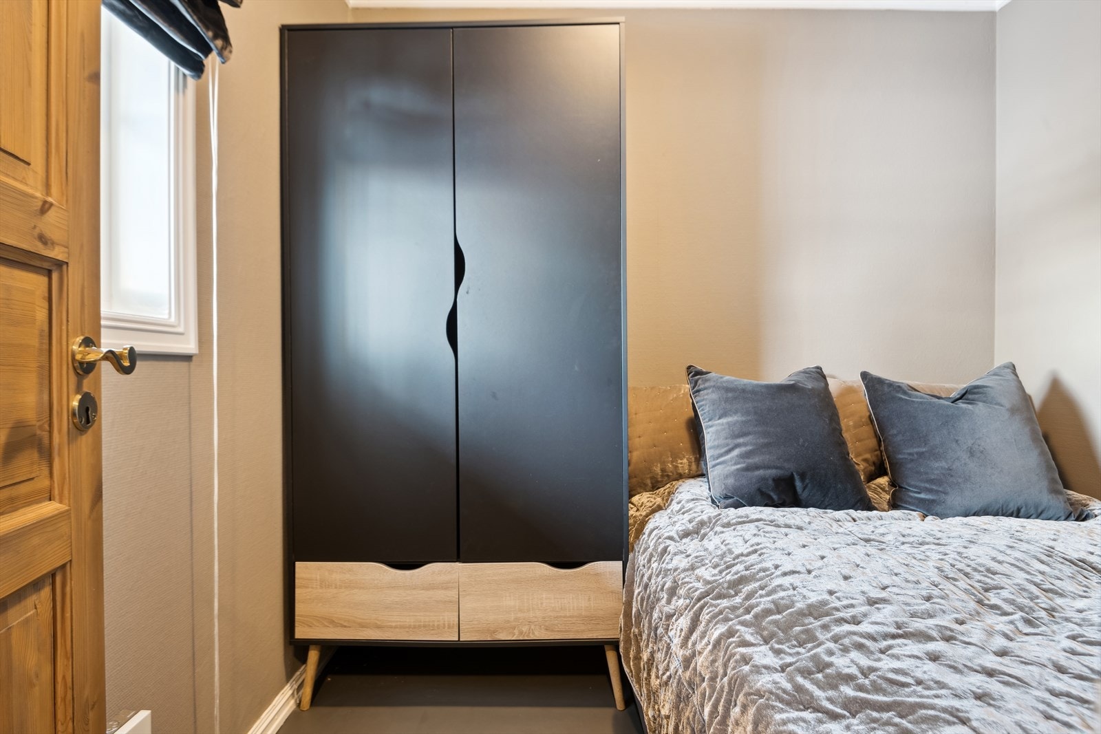 Soverom 2 - gode 160 senger på begge rom Galleribilde