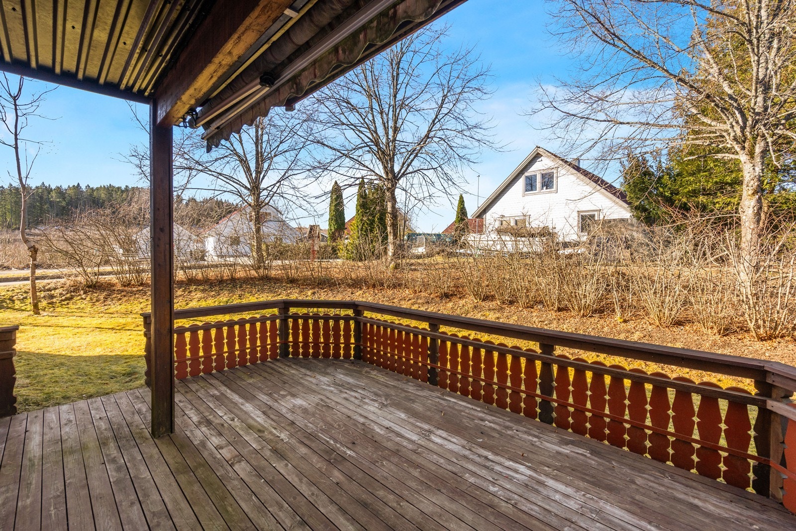 Terrasse med utgang fra stue på 17 kvm. Galleribilde