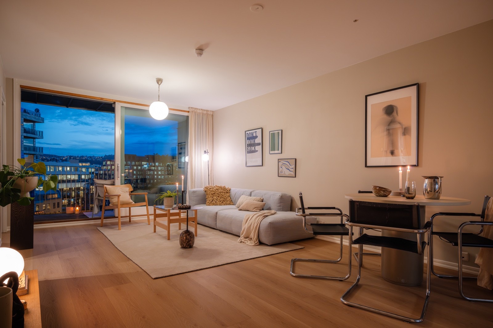 Kveldsstemning. Galleribilde