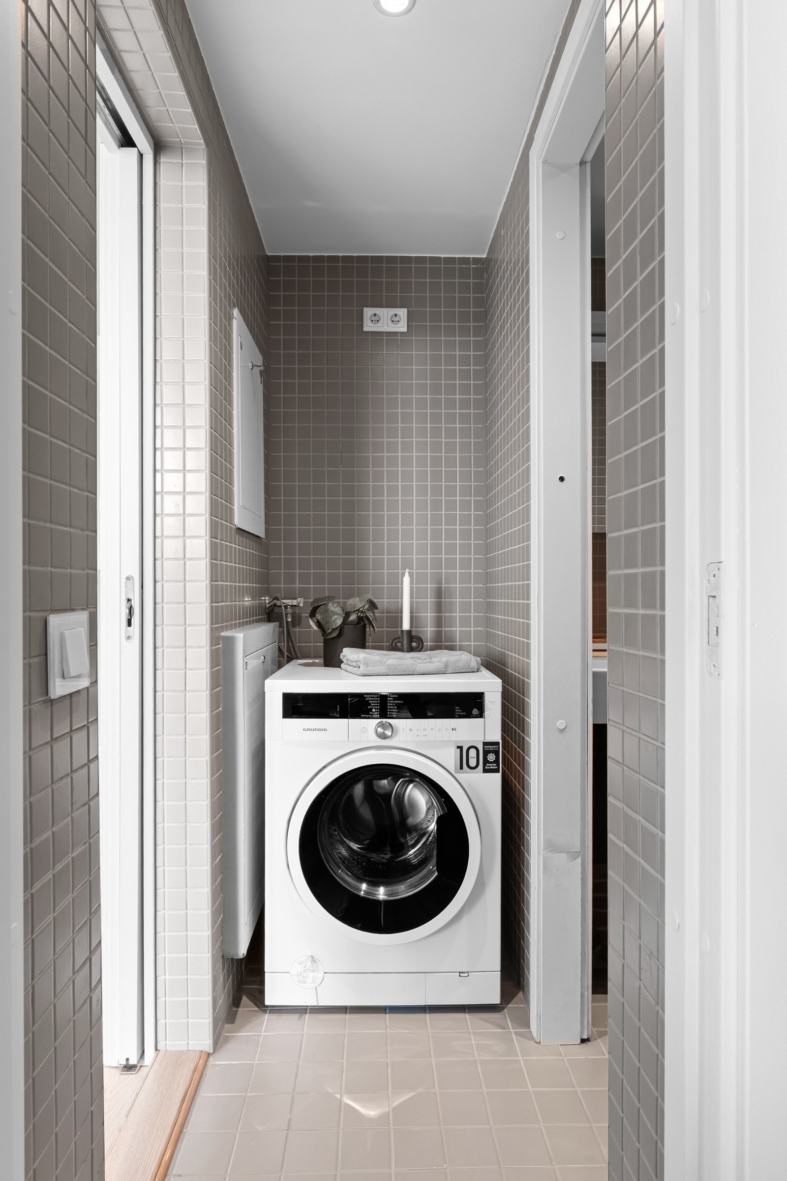Det er opplegg for vaskemaskin og plass til ekstra tørketrommel. Galleribilde