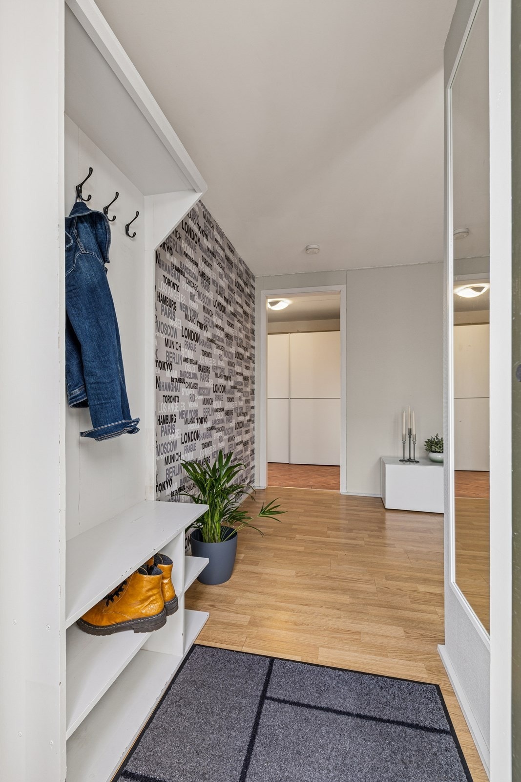 Se pkt. ferdigattest i salgsoppgaven. Galleribilde