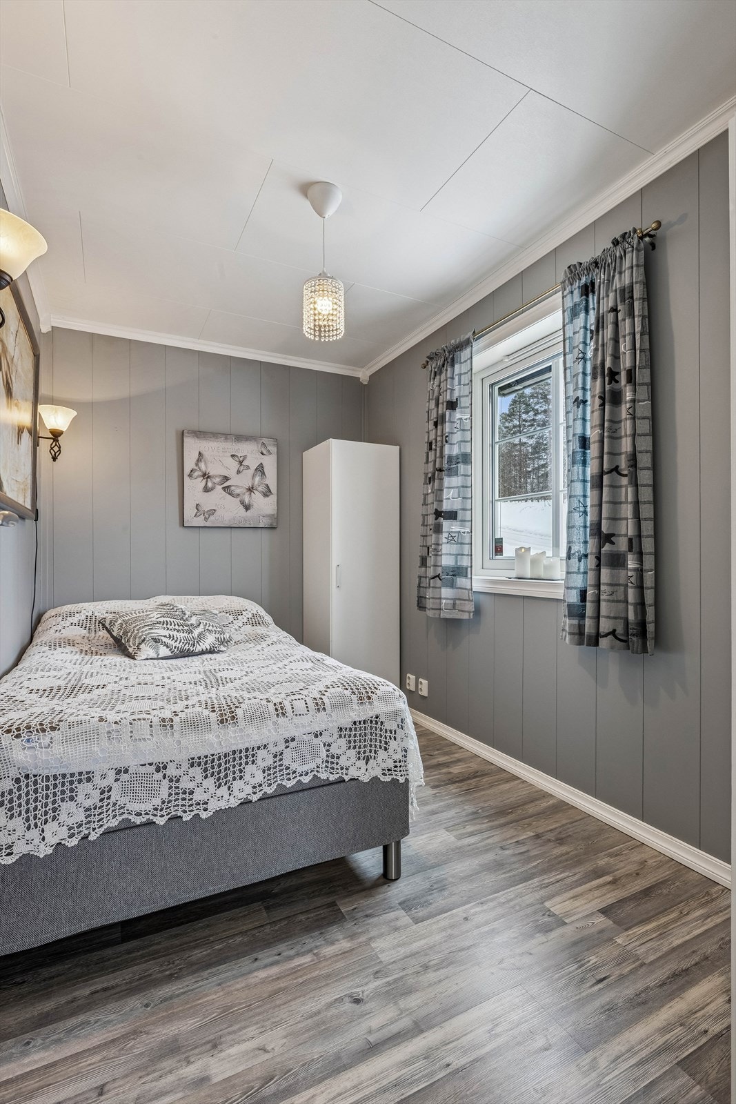 Det andre soverommet egner seg godt som barnerom, gjesterom eller kontor. Galleribilde