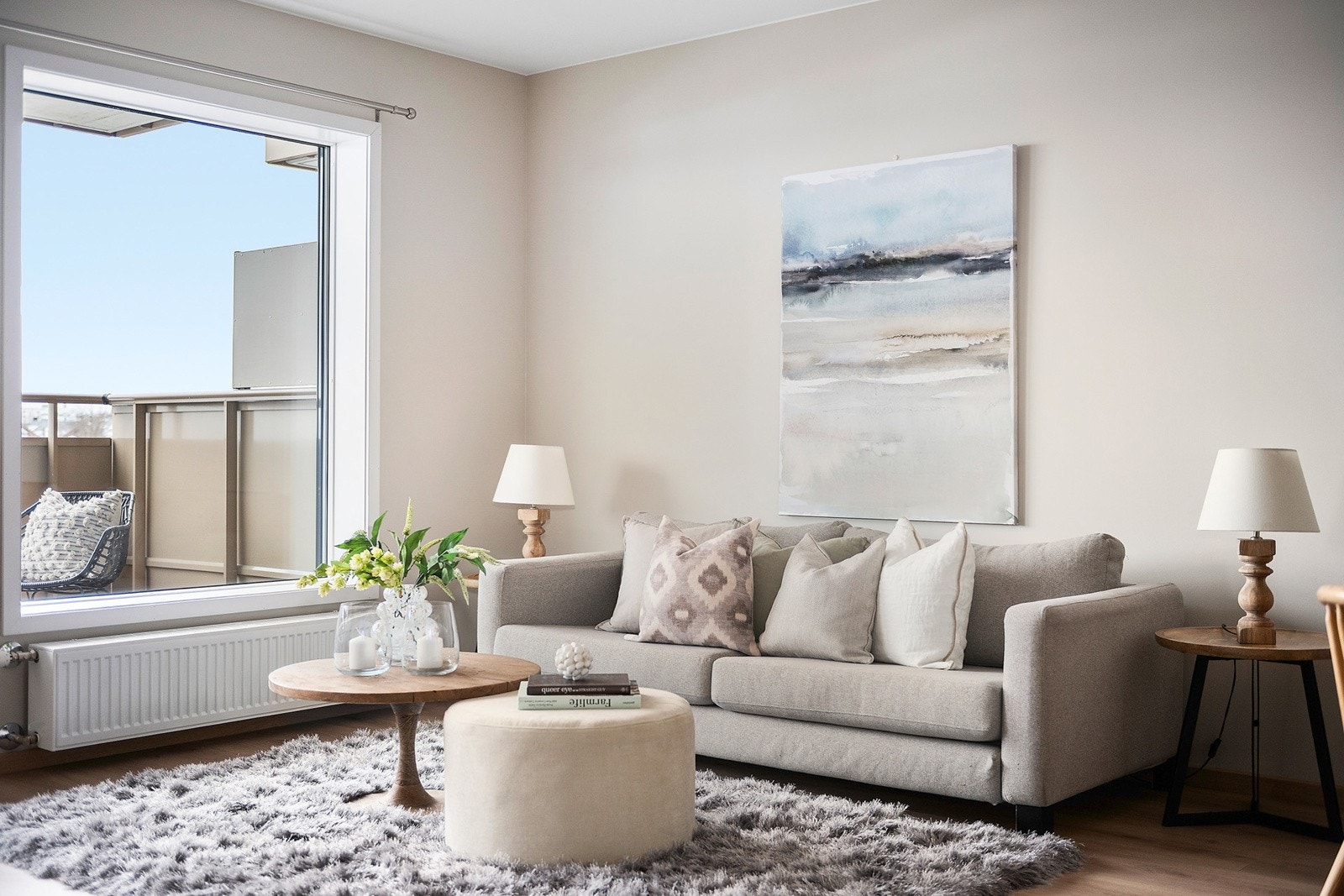 Det er etablert utvendige screens på vinduene vendt mot vest. Galleribilde