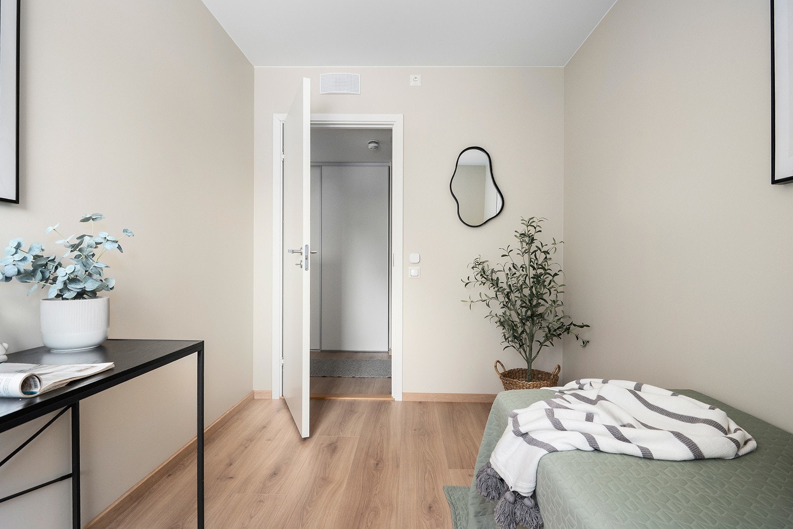 Her er det også plass til å etablere garderobeløsning. Galleribilde