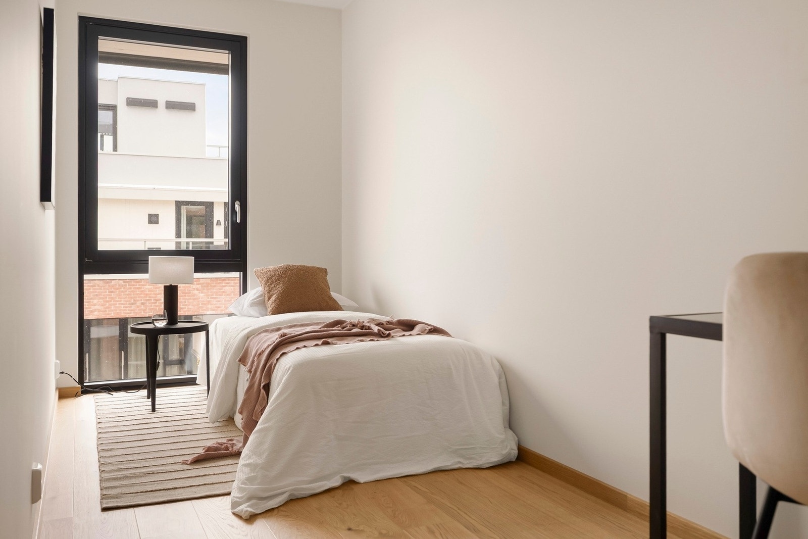 Det andre soverommet passer ypperlig som både barnerom, gjesterom eller kontor. Galleribilde