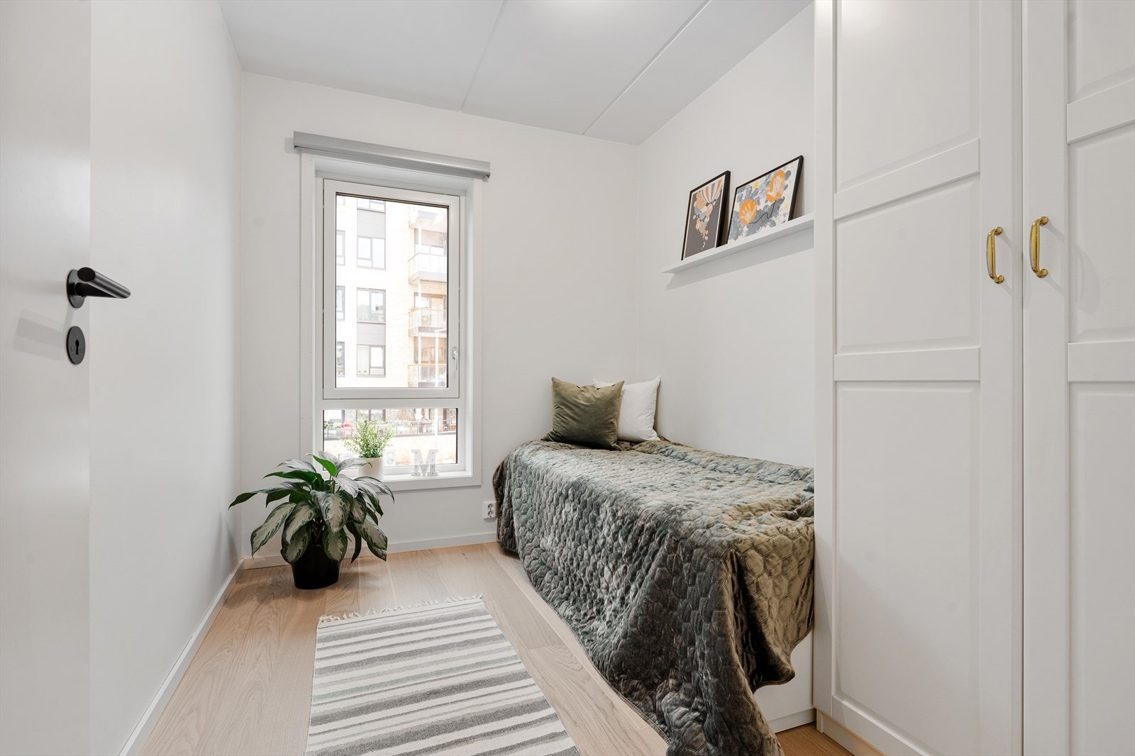 Det tredje soverommet har også plass til seng og garderobeløsning. Galleribilde