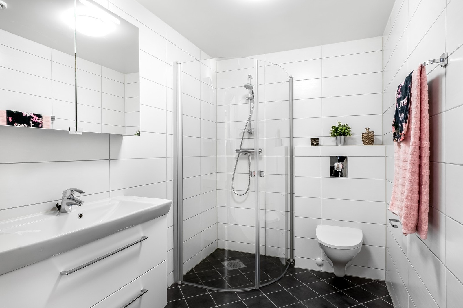 baderom 1. etg Galleribilde