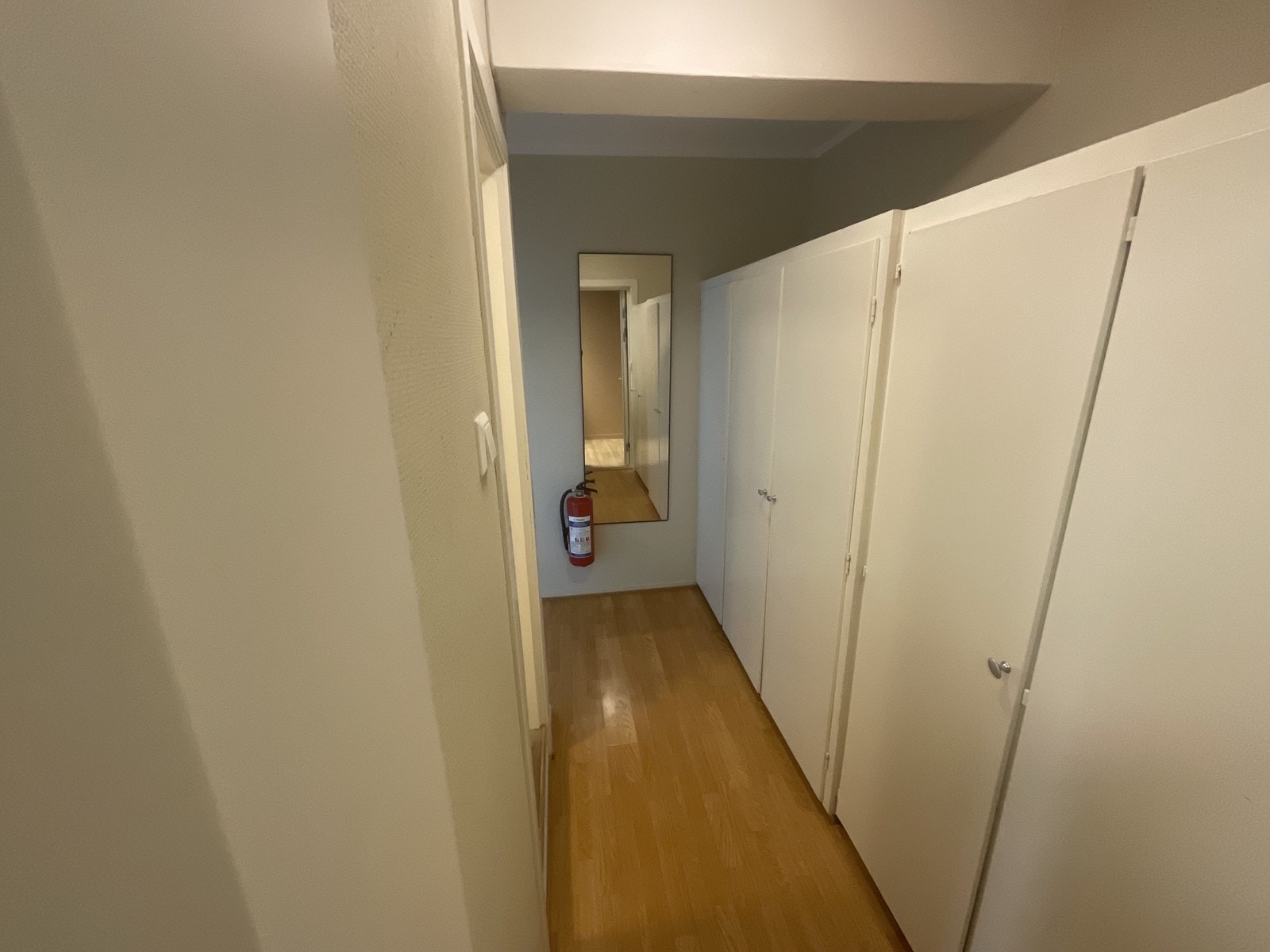 Entré. Galleribilde