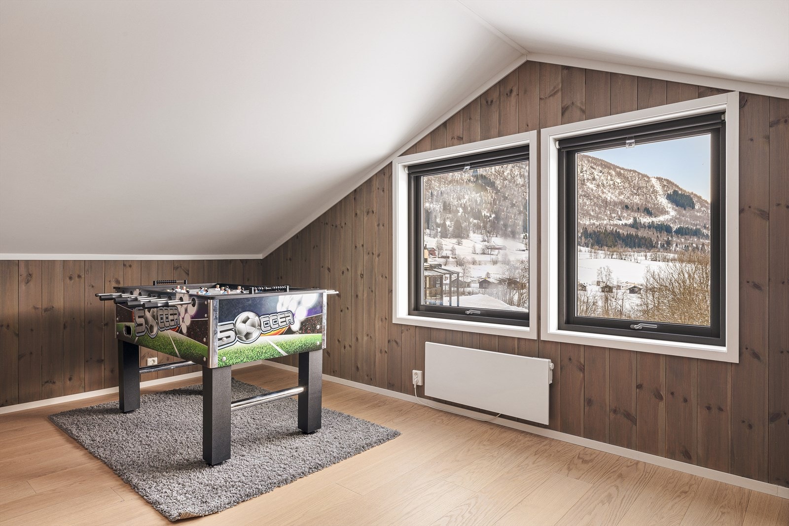 Her er god plass til spill, TV o.l. Galleribilde