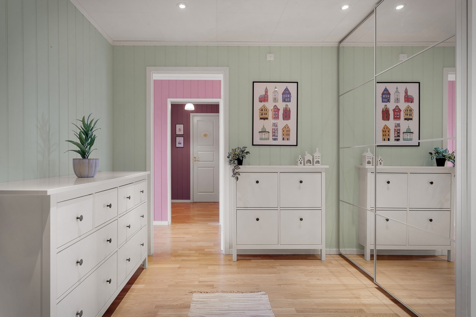 - Romslig entré på 8,9 m² - Galleribilde