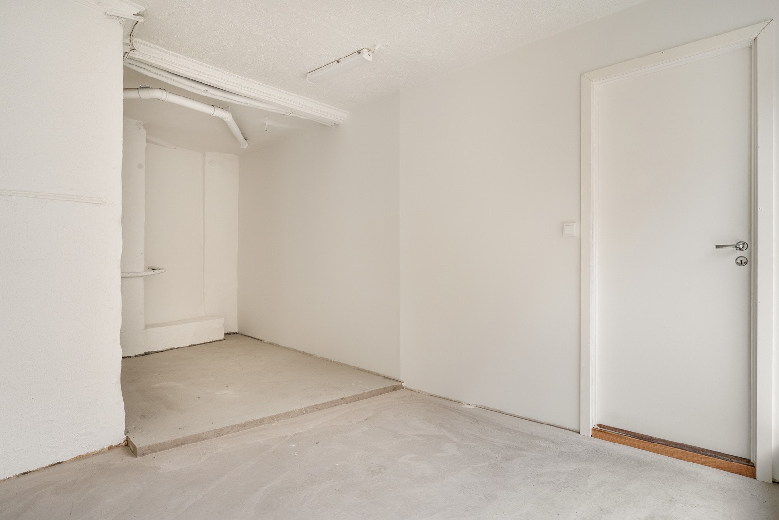 Bakrom, hvor evt. kjøkken kan monteres Galleribilde