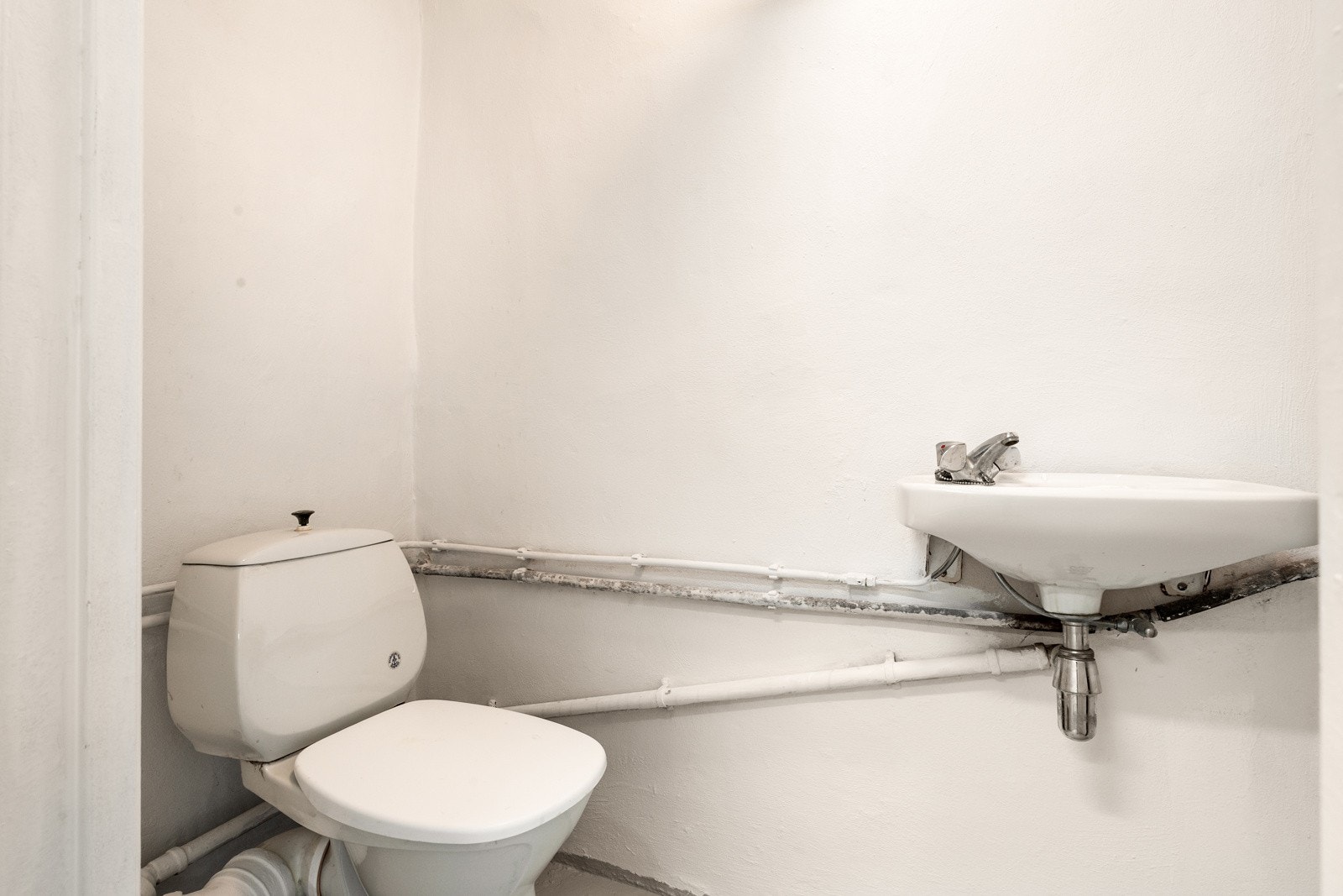 Toalettrom Galleribilde