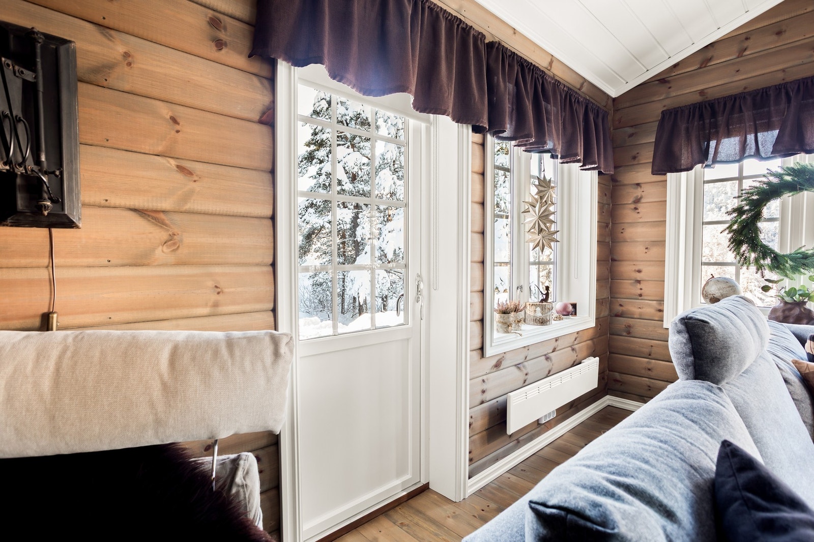 Dør fra stua til uteområde. Galleribilde