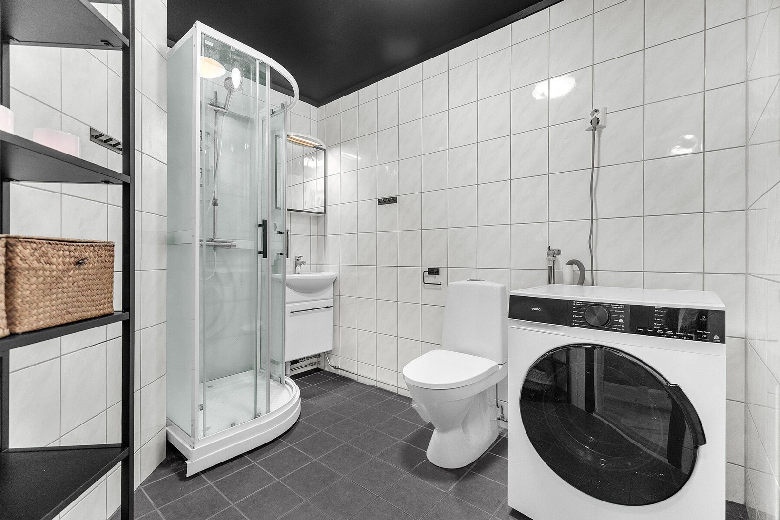 Flislagt bad med varme i gulv. Galleribilde