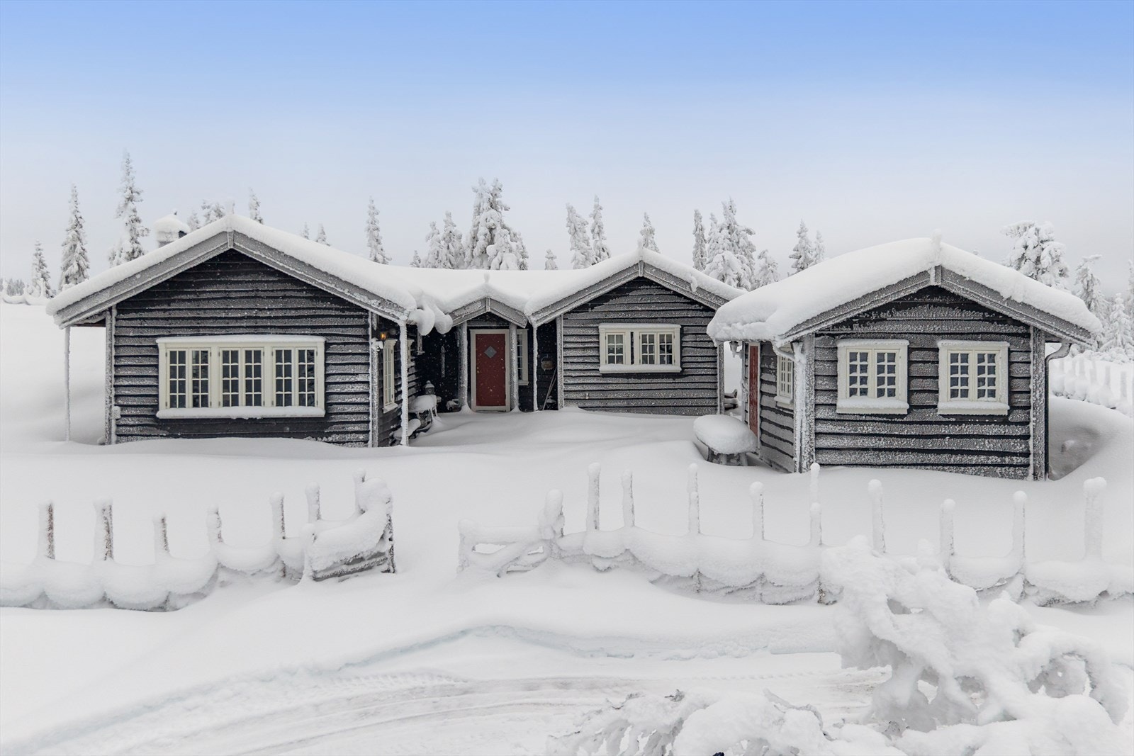 Staselig og innbydende inngangsparti. Galleribilde