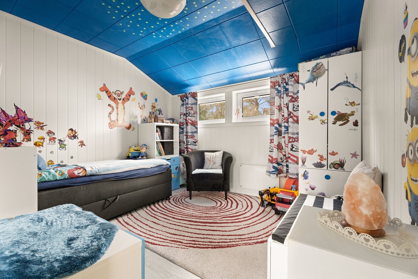 Soverom nr.2 med god plass. Galleribilde