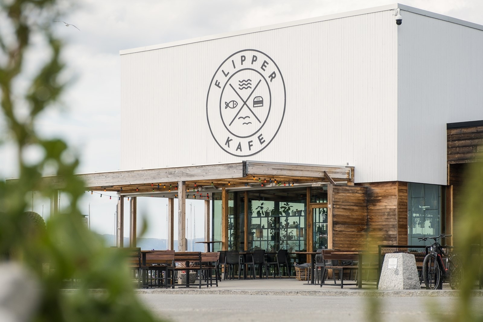 På Fullriggerøya finner du også Flipper, et svært trivelig spisested. Galleribilde