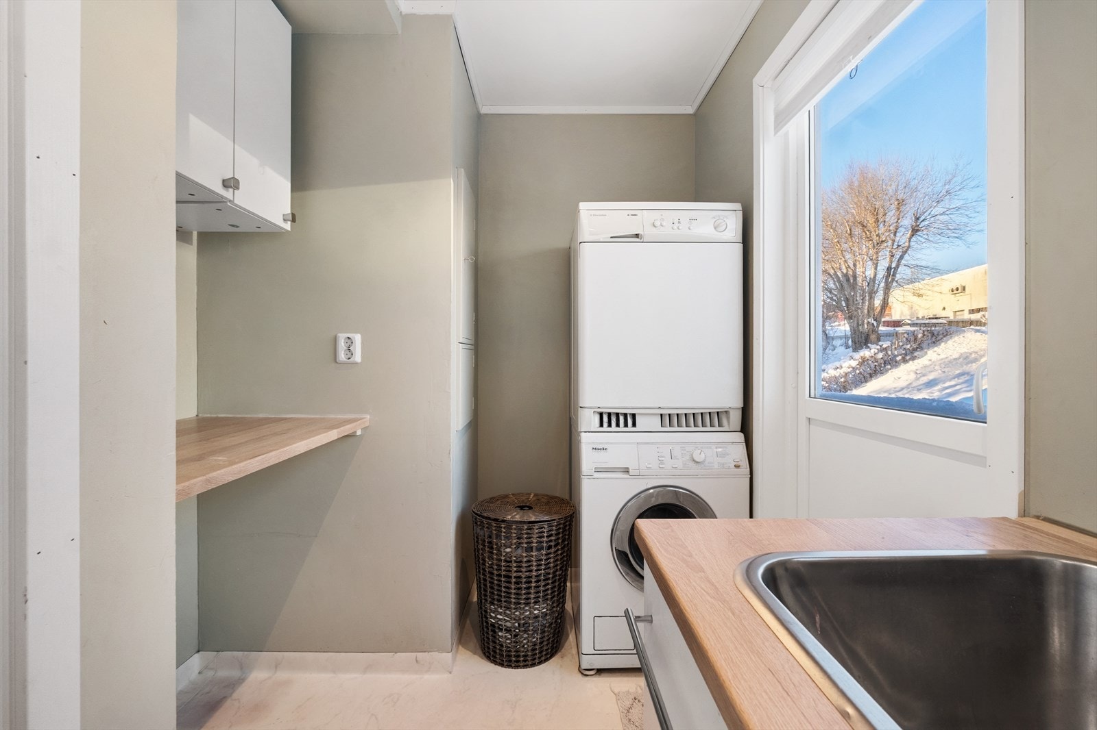 Vaskerom Galleribilde