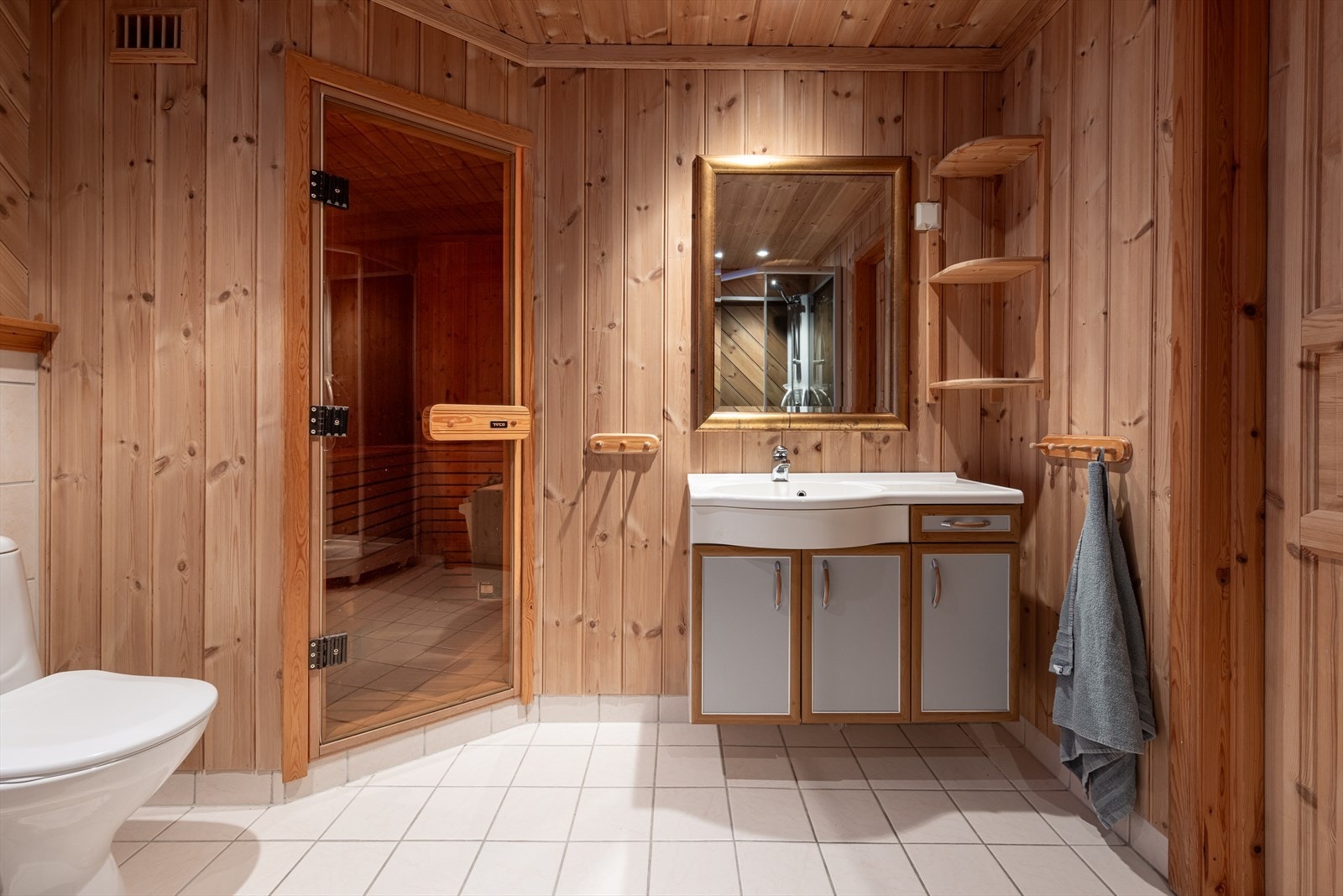 Hovedbad med badstu Galleribilde