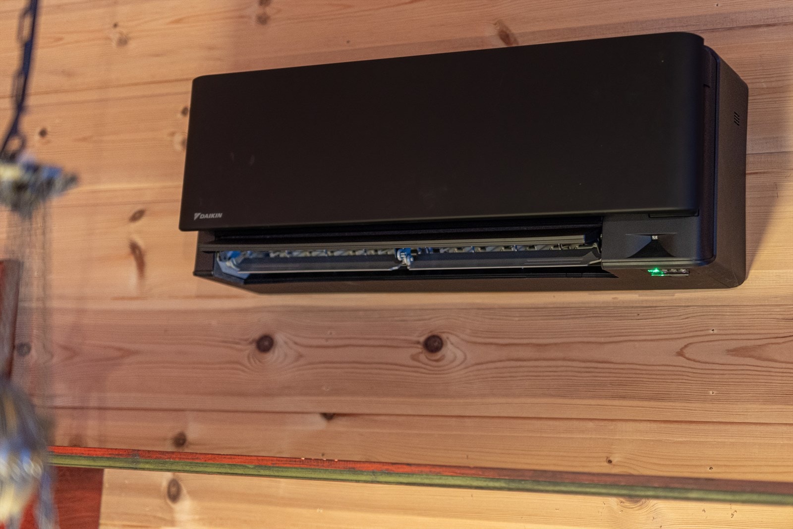 Praktisk varmepumpe sikrer en jevn varme hele året Galleribilde