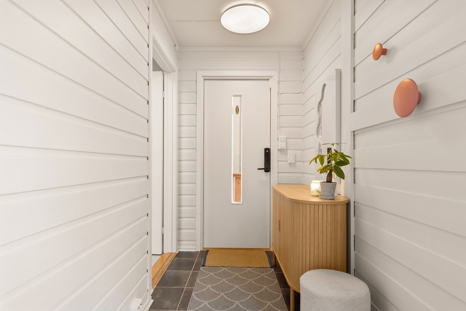 Inngangsdør fra 2023 Galleribilde