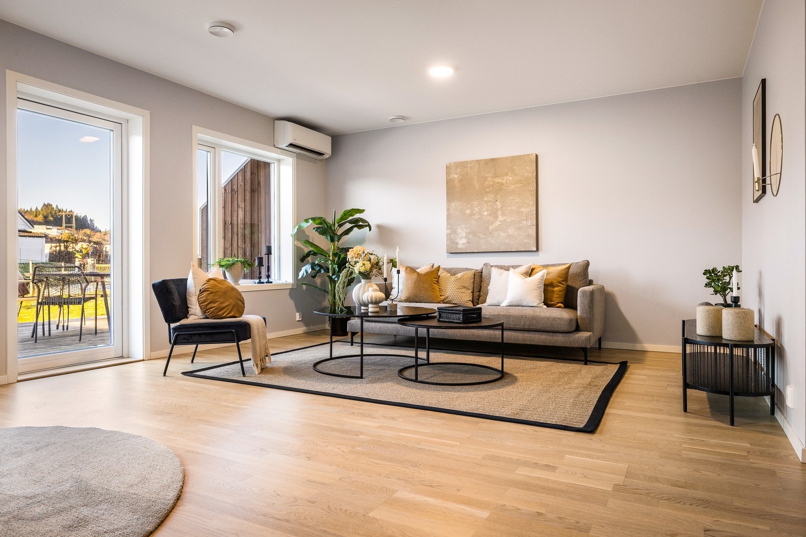 - Oppvarming via varmepumpe, montert i stue - Galleribilde