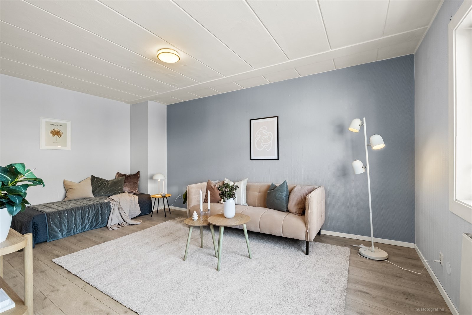 Lys og fin leilighet med behov for modernisering. Galleribilde